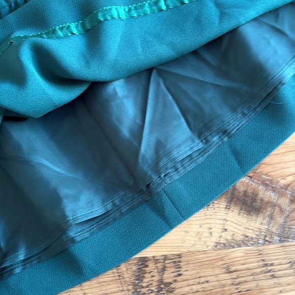 J. Crew Green Smocked Bubble Mini Skirt Casual - Picture 5 of 7